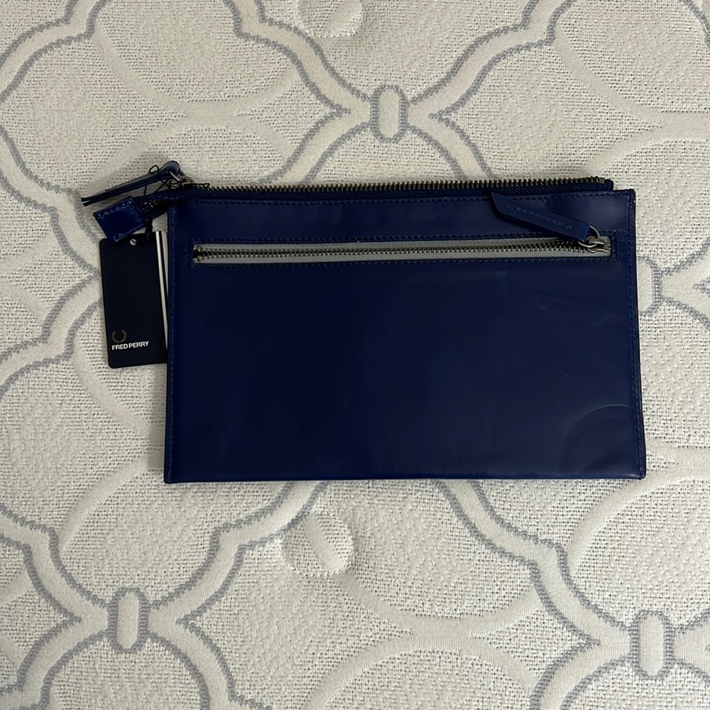 Fred Perry blue clutch